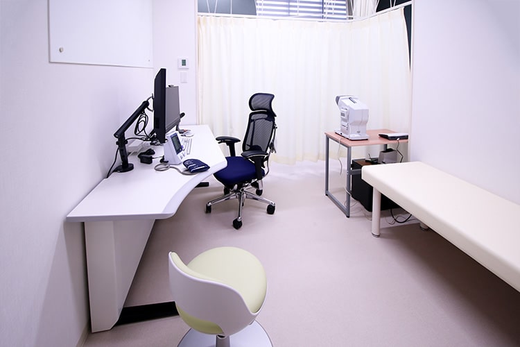 診察室2