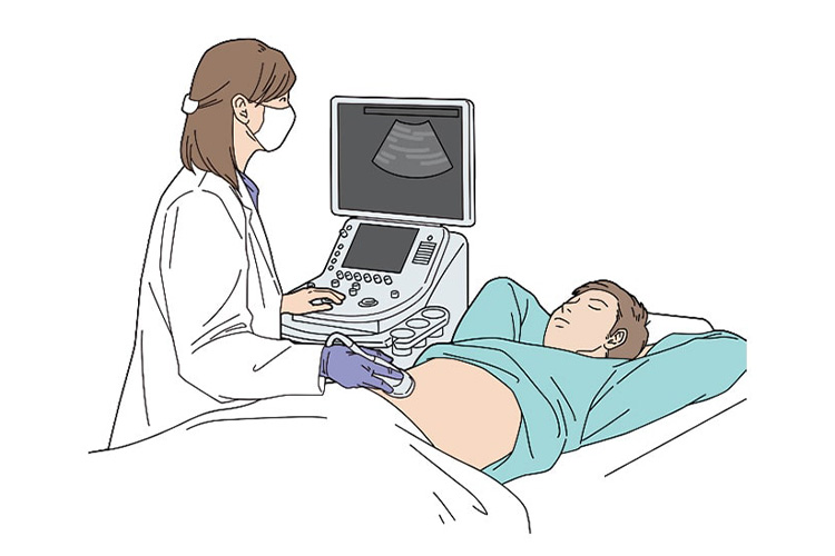 胆石を超音波検査で調べている医師